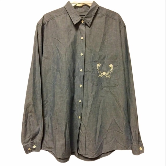 Lands' End Women’s Shirt Women’s Chambray Button Up Crest Logo Size 10 Blue Grey - Picture 1 of 4